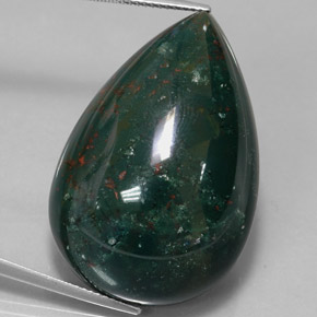 Eliotropio naturale verde da 61,31 ct, taglio a pera, opaco