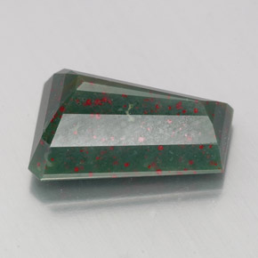 Eliotropio naturale verde da 3,02 ct, forma fantasia, opaco