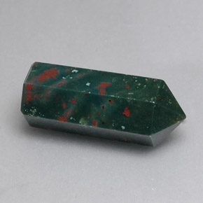 Eliotropio naturale verde da 17,51 ct, forma fantasia, opaco