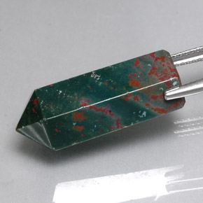 Eliotropio naturale verde da 17,51 ct, forma fantasia, opaco