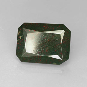 Pietra del sangue Verde maculato naturale da 8.69 ct, Taglio smeraldo, Opaco