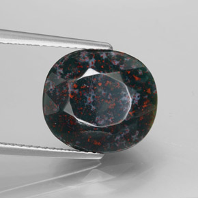 Eliotropio naturale verde da 6,30 ct, taglio ovale, opaco