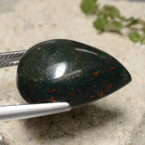 Pietra del sangue Verde scuro naturale da 15.14 ct, Forma a pera, Opaco