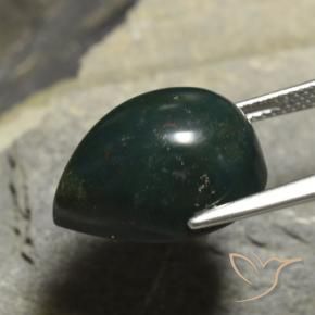 Pietra del sangue Verde scuro naturale da 13.48 ct, Forma a pera, Opaco