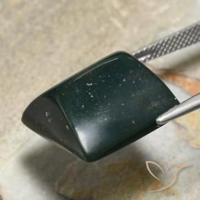 Pietra del sangue Verde scuro naturale da 19.16 ct, Taglio a baguette, Opaco
