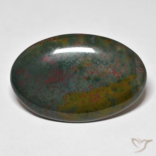 29.70ct Naturale Verde e Rosso Pietra del sangue, Ovale, Opaco