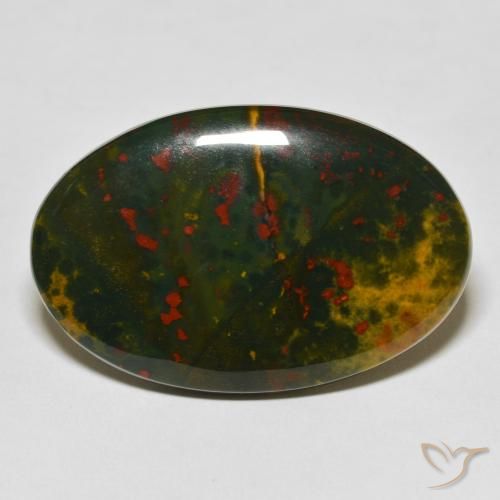 38.49ct Naturale Verde e Rosso Pietra del sangue, Ovale, Opaco