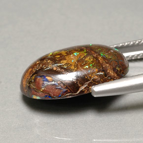 Opale masso Multicolore naturale da 10.06 ct, Taglio ovale, Opaco