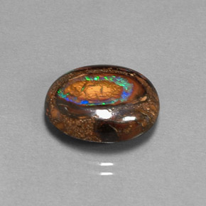 Opale boulder naturale multicolore da 7,70 ct, taglio ovale, opaco