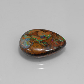 Opale boulder naturale multicolore da 8,30 ct, taglio a pera, opaco
