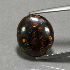 Opale boulder naturale multicolore da 6,61 ct, taglio ovale, opaco