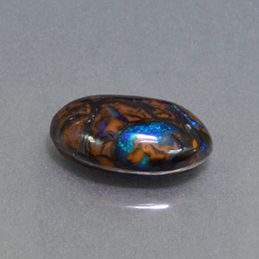 Opale boulder naturale multicolore da 2,68 ct, taglio ovale, opaco