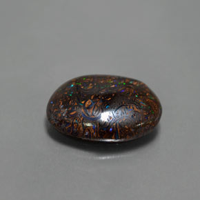 Opale boulder naturale multicolore da 4,86 ct, taglio ovale, opaco