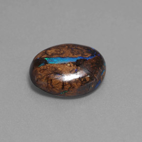 Opale boulder naturale multicolore da 7,80 ct, taglio ovale, opaco