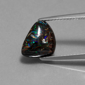 Opale boulder naturale multicolore da 3,13 ct, forma fantasia, opaco