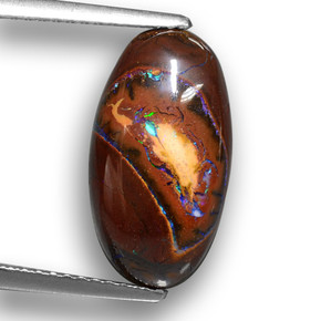 Opale boulder naturale multicolore da 5,40 ct, taglio ovale, opaco