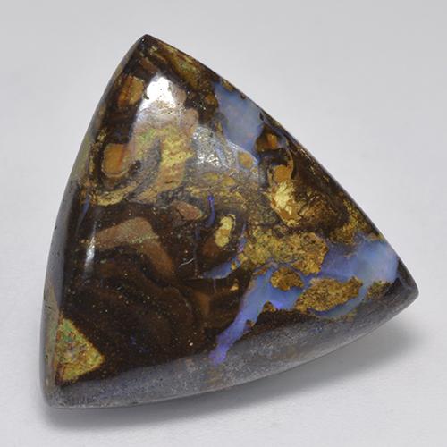 Opale boulder naturale multicolore da 17,74 ct, trillion, opaco