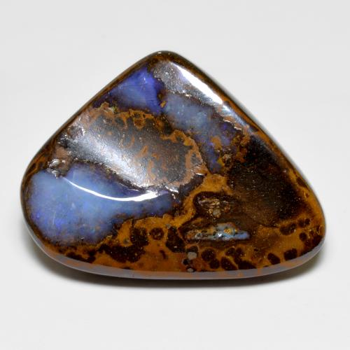 Opale boulder naturale multicolore da 67,66 ct, forma fantasia, opaco