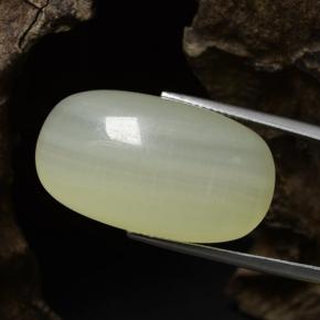Calcite Verde grigiastro naturale da 42.56 ct, Taglio a cuscino, Traslucido