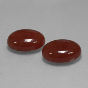 Corniola naturale rosso da  ct, taglio ovale, traslucido