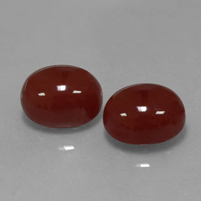 Corniola naturale rosso da  ct, taglio ovale, traslucido