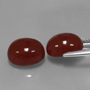 Corniola naturale rosso da  ct, taglio ovale, traslucido