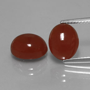 Corniola naturale rosso da  ct, taglio ovale, traslucido