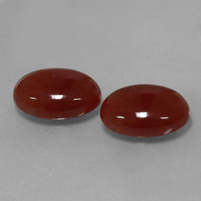 Corniola naturale rosso da  ct, taglio ovale, traslucido