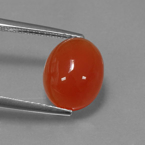 Corniola naturale arancione da 3,77 ct, taglio ovale, traslucido