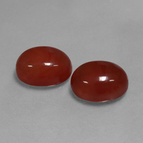Corniola naturale rosso da  ct, taglio ovale, traslucido
