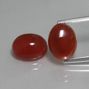 Corniola naturale rosso da  ct, taglio ovale, traslucido