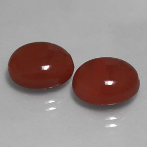 Corniola naturale rosso da  ct, taglio ovale, traslucido