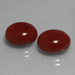 Corniola naturale rosso da  ct, taglio ovale, traslucido