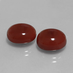 Corniola naturale rosso da  ct, taglio ovale, traslucido
