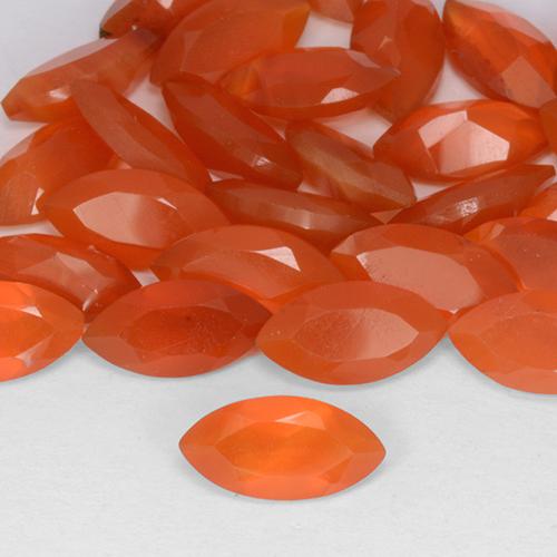 Corniola Arancio scuro rossastro naturale da 0.51 ct, Taglio marquise, Traslucido