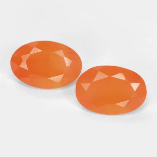 Corniola naturale arancione da 0,77 ct, taglio ovale, traslucido