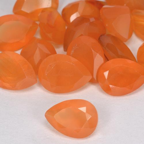 Corniola naturale arancione da 3,84 ct, taglio a pera, trasparente