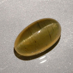 Apatite occhio di gatto Oro verdastro naturale da 1.96 ct, Taglio ovale, Traslucido