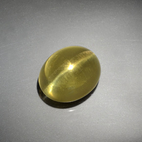 Apatite occhio di gatto Verde dorato naturale da 8.38 ct, Taglio ovale, Trasparente