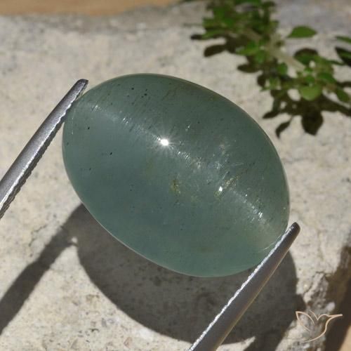 Acquamarina Occhio di Gatto Azzurro verde chiaro naturale da 25.89 ct, Ovale, Traslucido