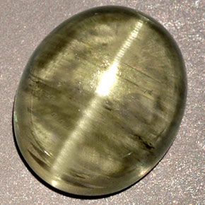 Cat's eye diaspore naturale verde da 6,32 ct, trasparente, trasparente/traslucido