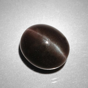 Scapolite occhio di gatto Marrone scuro naturale da 5.85 ct, Taglio ovale, Traslucido