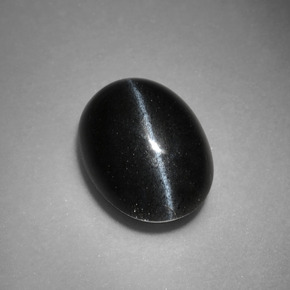 Cat's eye scapolite naturale nero da 3,37 ct, taglio ovale, opaco
