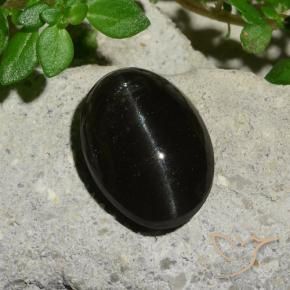 Scapolite occhio di gatto Nero naturale da 5.12 ct, Ovale, Traslucido