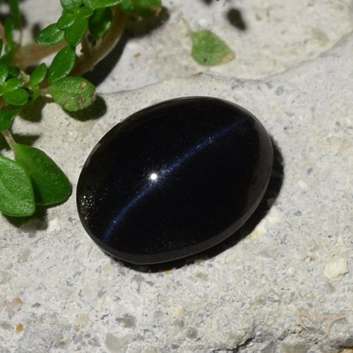 5.96ct Naturale Nero Scapolite occhio di gatto, Ovale, Opaco