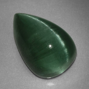 Cat's eye tourmaline naturale verde da 2,46 ct, trasparente, trasparente/traslucido