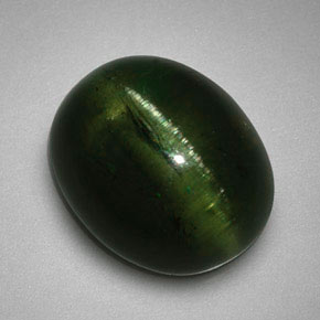 Cat's eye tourmaline naturale verde da 5,99 ct, taglio ovale, traslucido