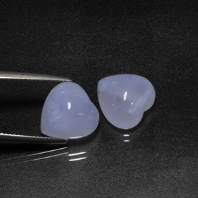 Calcedonio naturale blu da  ct, a forma di cuore, traslucido