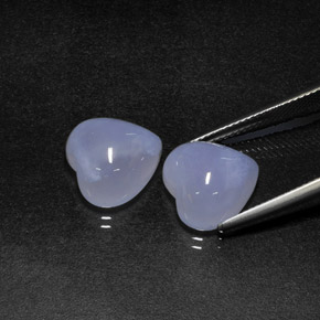 Calcedonio naturale blu da  ct, a forma di cuore, traslucido