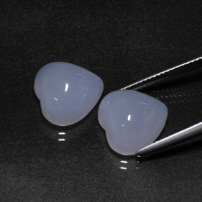 Calcedonio naturale blu da  ct, a forma di cuore, traslucido